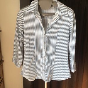New York & Co button down tailored fit